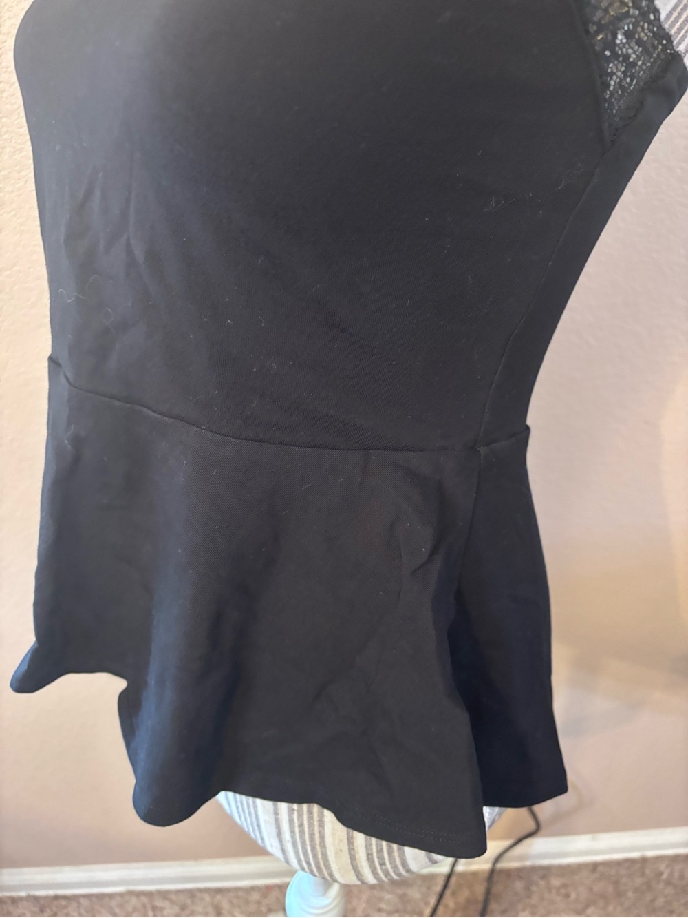 SALE! Express Camisole M Black Lace-Trim Peplum V-Neck Spaghett Strap Y2K Cotton - Picture 9 of 16